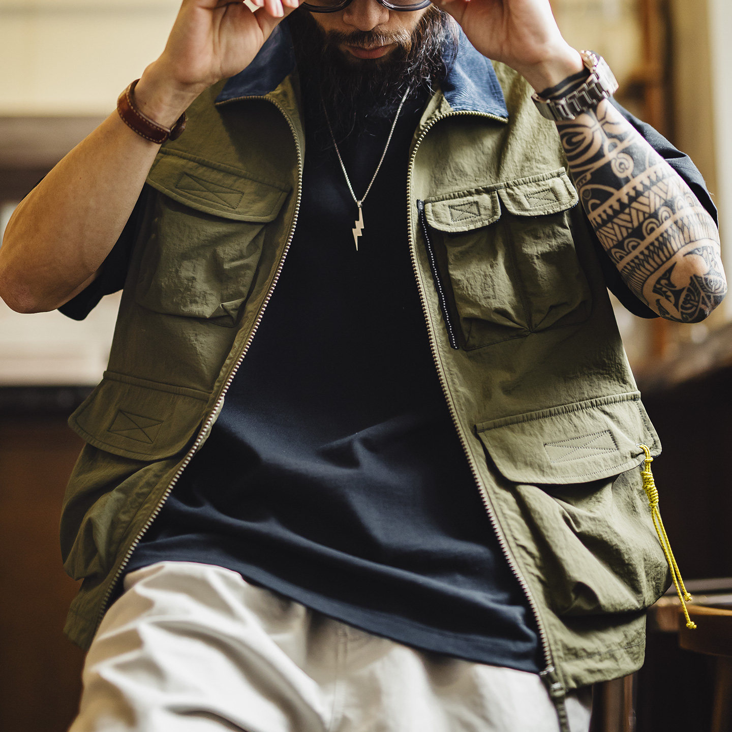 美式山系戶外馬甲軍綠色gorpcore輕薄背心徒步外套男款春