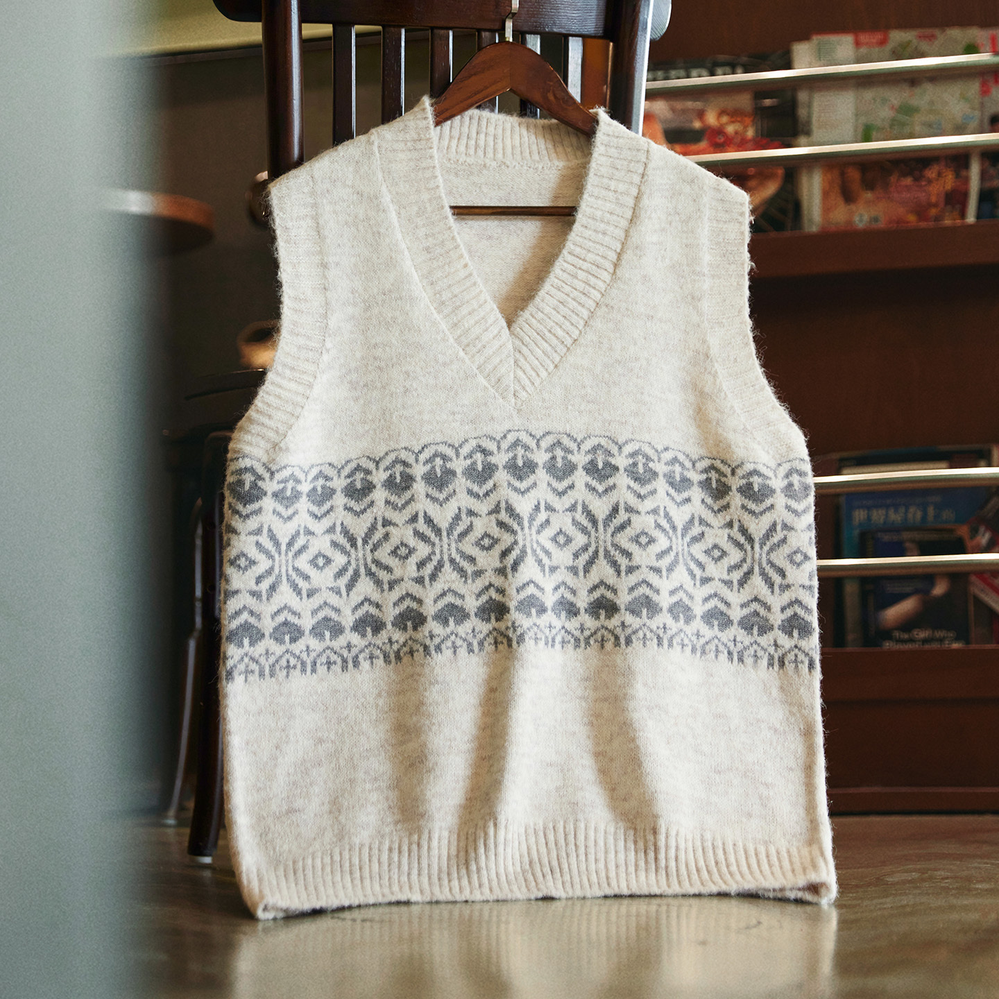費爾島提花羊毛混紡毛衣背心男2025秋冬新款民族風加厚V領針織衫