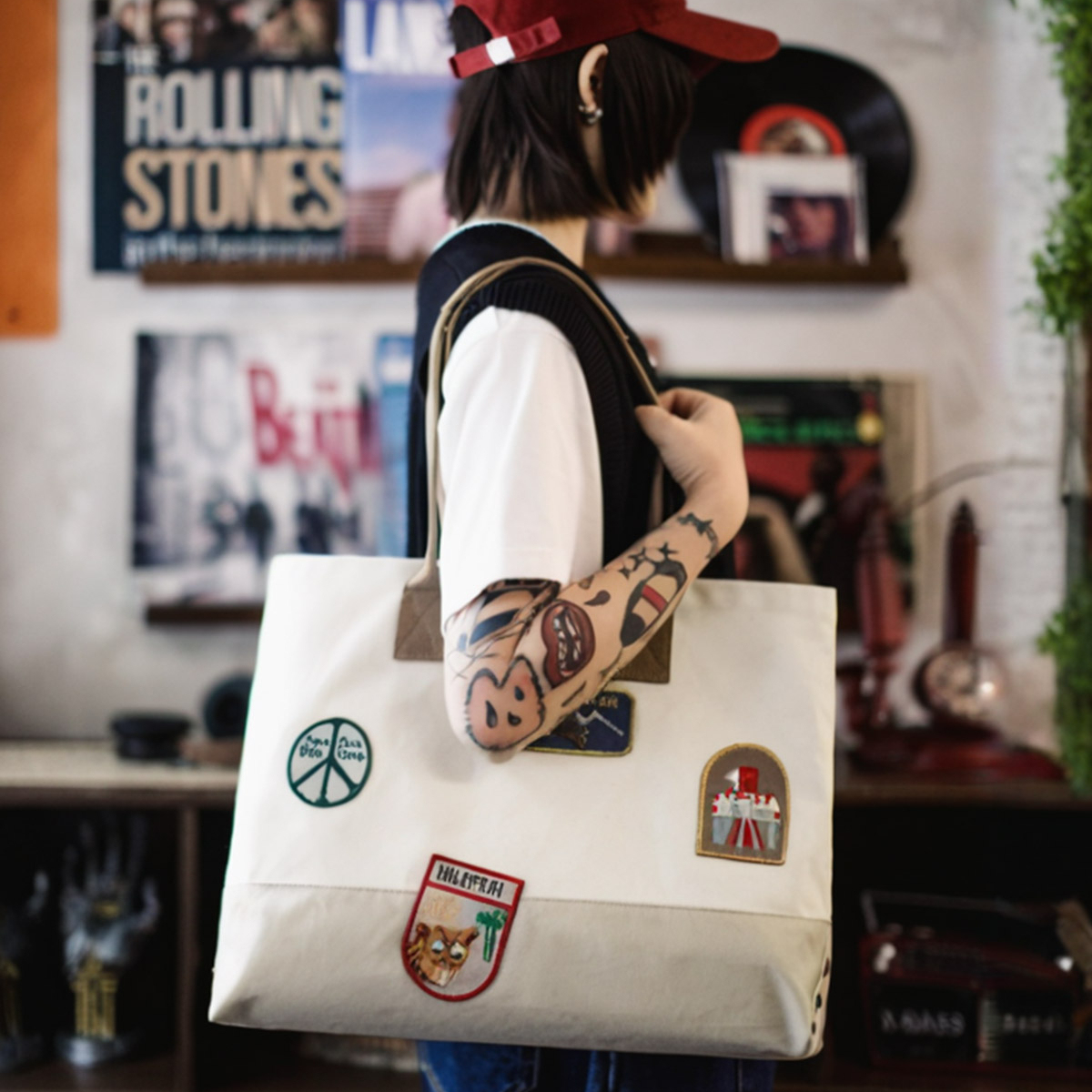 美式復古刺繡徽章帆布托特包大容量電腦包上課通勤手提報童包