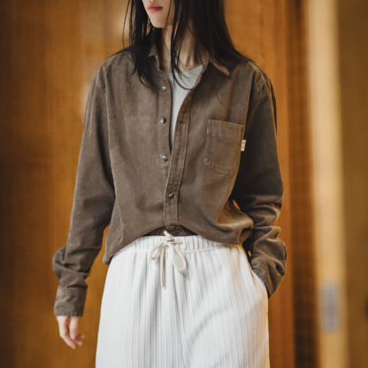 休閒燈芯絨襯衫寬鬆內搭休閒翻領長袖襯衣女秋冬款上衣-Retro's Wear