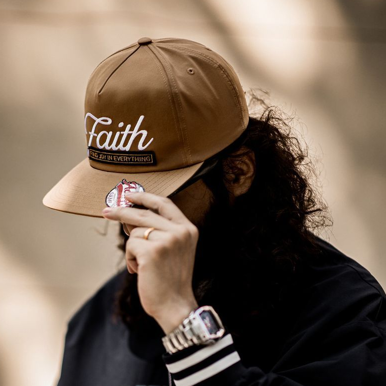 美式復古刺繡棒球帽街頭嘻哈硬頂可調節鴨舌平沿帽男女