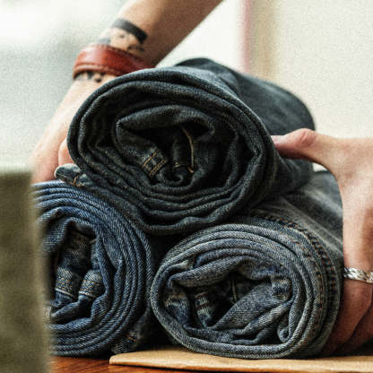 美式復古12.8盎司水洗藍牛仔褲男猫須磨破寬鬆直筒休閒長褲-Retro's Wear