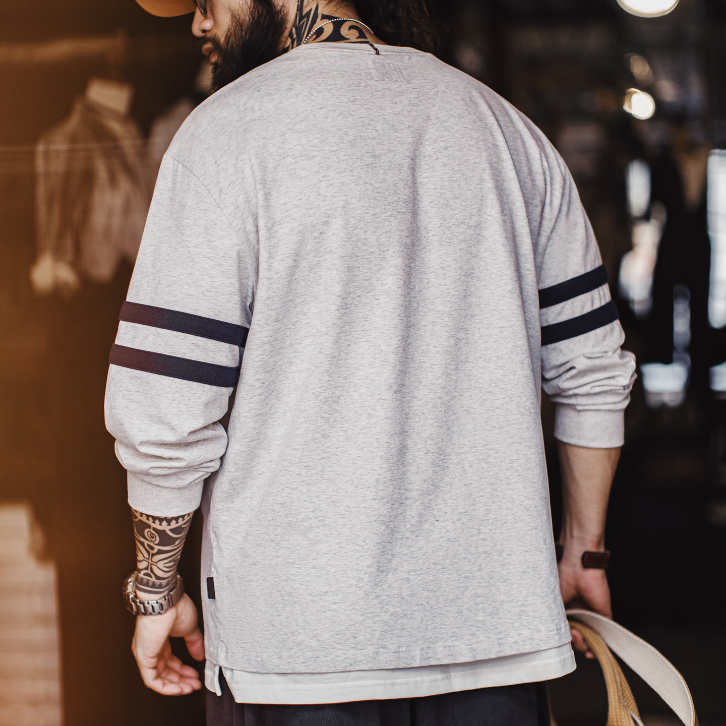 美式條紋刺繡圓領衛衣灰色薄款正肩無帽通勤長袖T恤男春