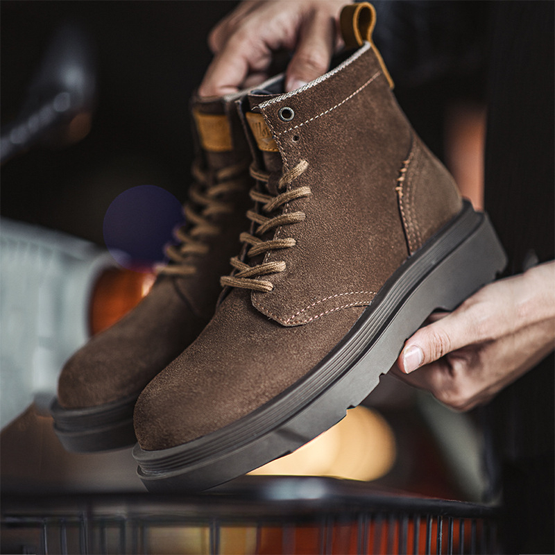 荒野岩棕冬季新款工裝靴子男休閒復古厚底中高幫翻毛皮馬丁靴-Retro's Wear