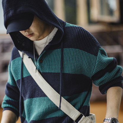 美式休閒撞色條紋連帽針織衫學院風毛衣寬鬆套頭衛衣男秋-Retro's Wear