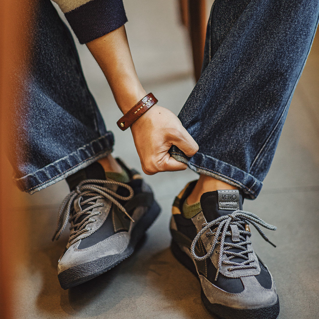 翼裝慢跑鞋男生2025新款復古休閒運動低幫薄底黑色德訓阿甘鞋