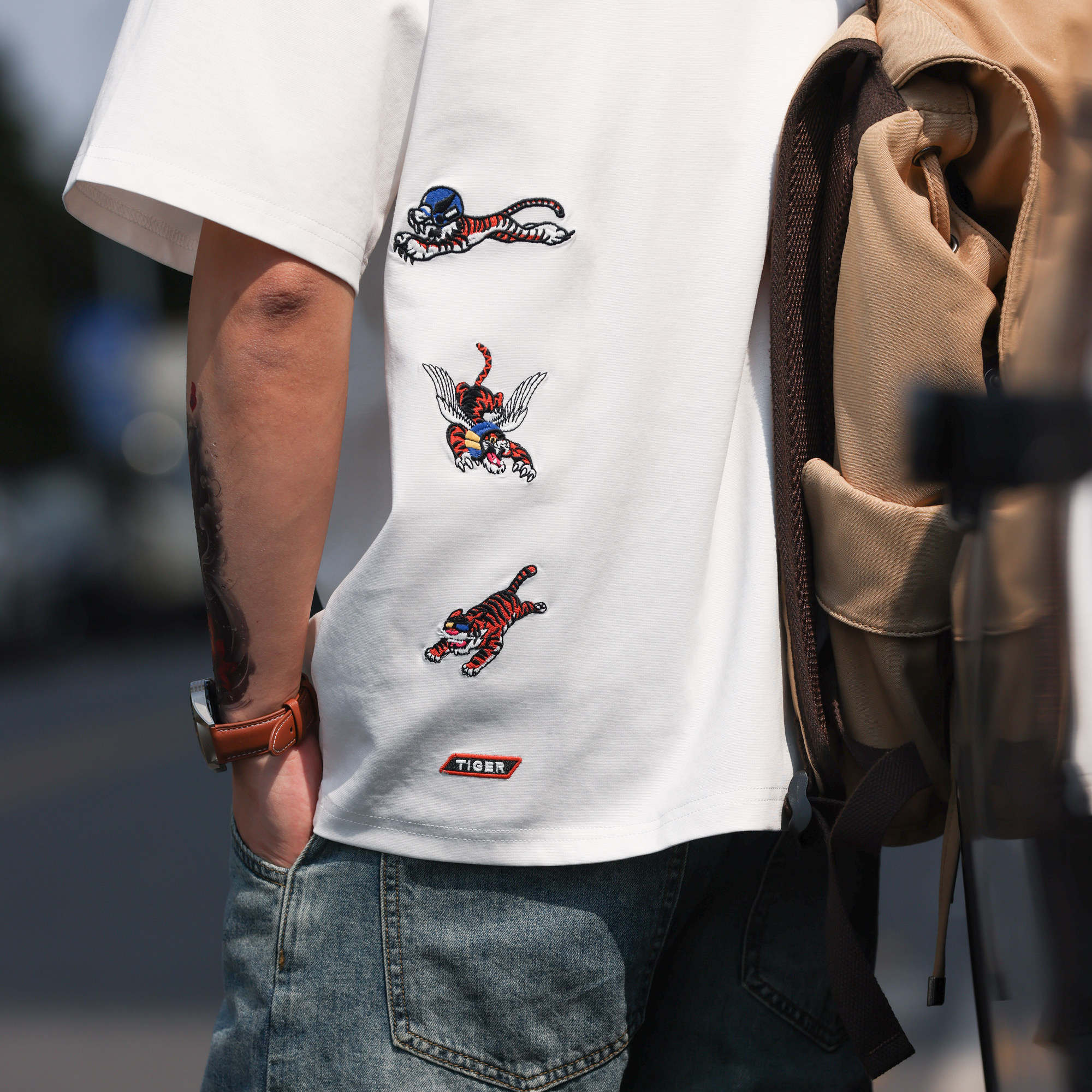 220g飛虎趣味刺繡短袖T恤男士美式休閒寬鬆圓領打底衫夏