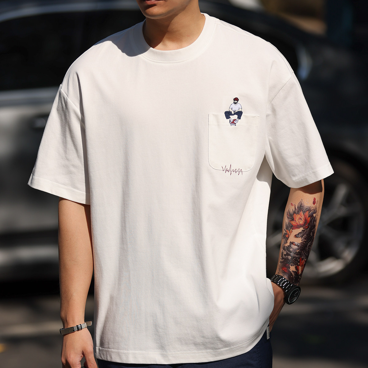 美式休閒重磅刺繡短袖T恤男口袋設計感白色落肩袖打底衫