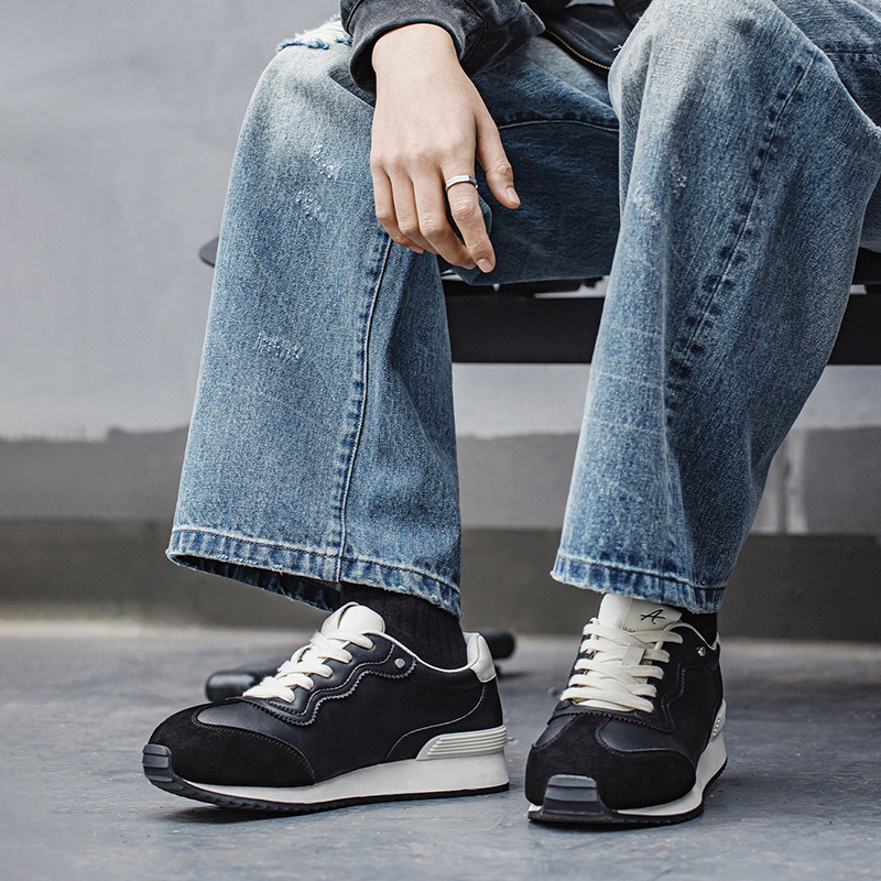 小胖丁阿甘鞋男鞋2025新款黑色通勤德訓鞋寬楦運動休閒跑鞋冬