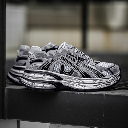 MRA機甲風老爹鞋男款夏季透氣銀色復古慢跑鞋厚底增高運動休閒鞋