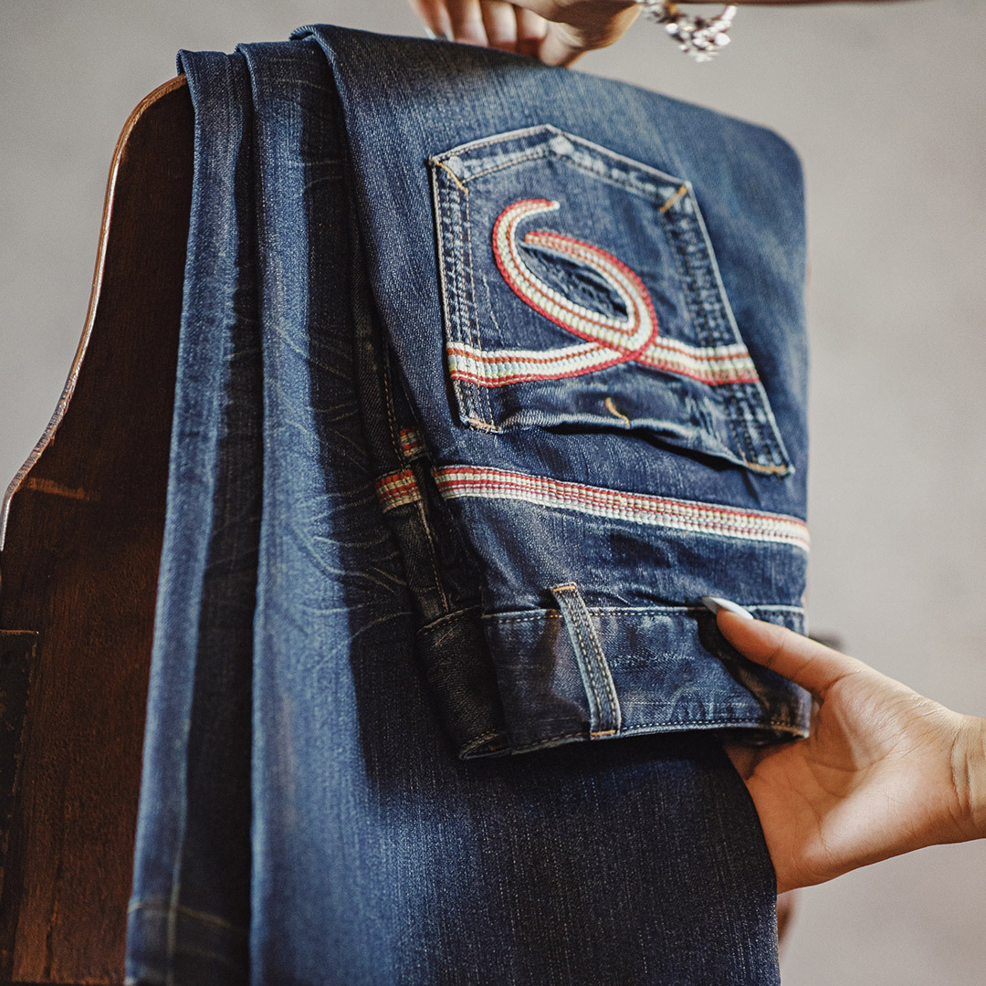 美式復古寬腰頭水洗丹寧直筒不貼腿微彈喇叭馬蹄牛仔褲女士秋