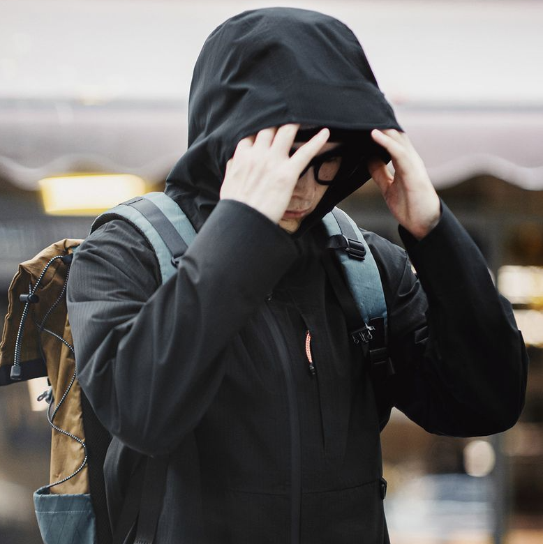 gorpcore三防衝鋒衣戶外防風防水硬殼夾克徒步登山服男秋-Retro's Wear