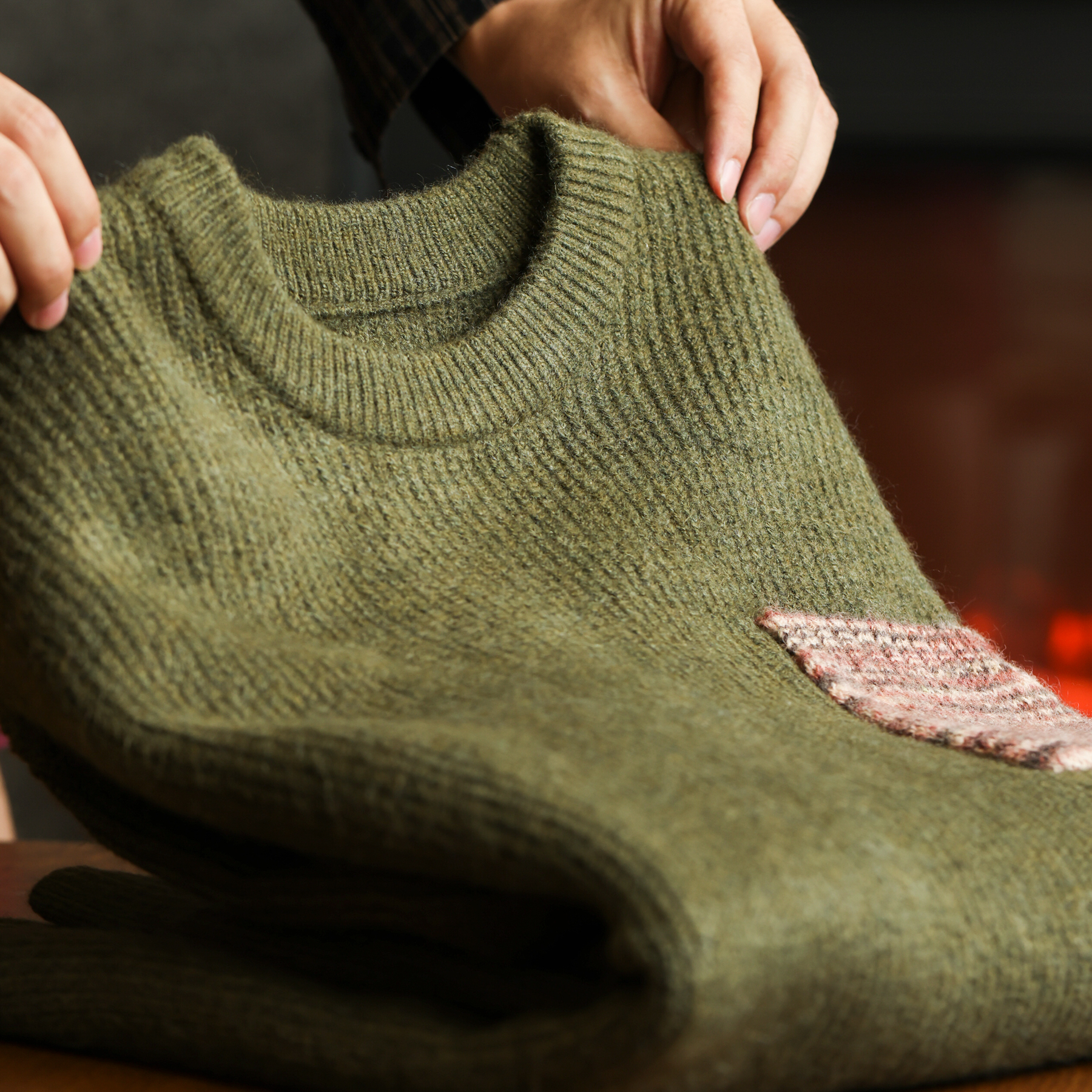 重磅仿牛絨圓領毛衣男編織肌理撞色口袋慵懶風毛線衣冬