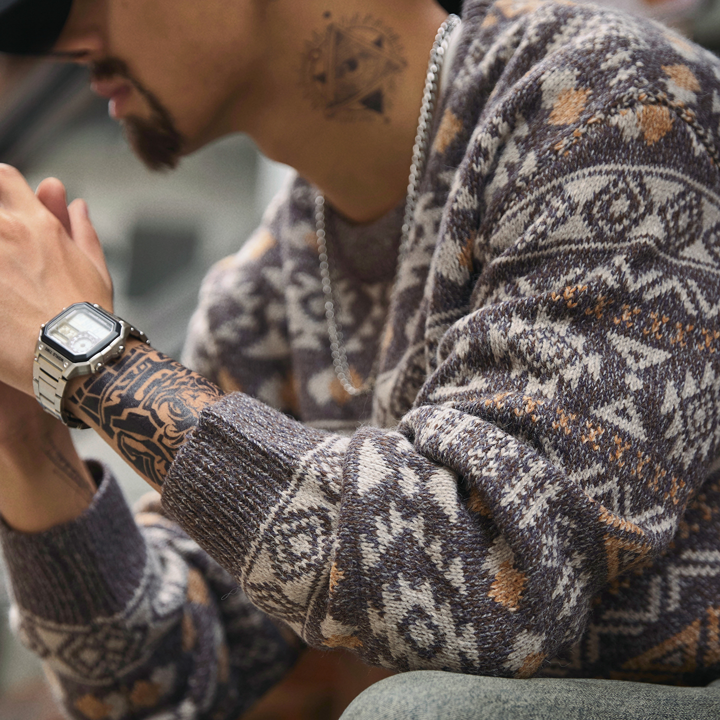 費爾島復古慵懶感圓領毛衣男2025冬季新款加厚保暖提花針織衫上衣