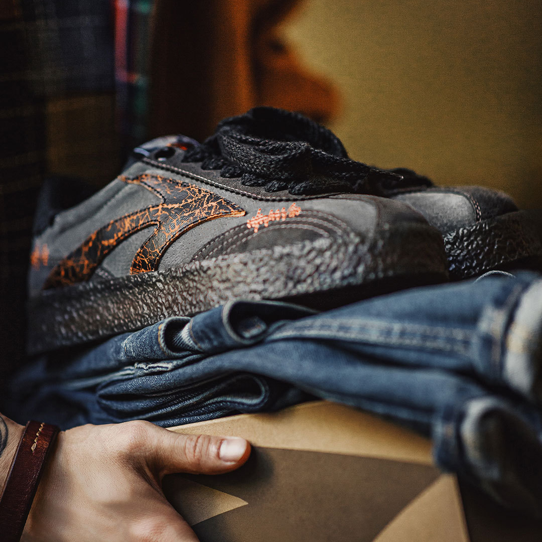 美式火山熔岩厚底板鞋黑色低幫爆裂紋潮流水晶底增高休閒鞋男