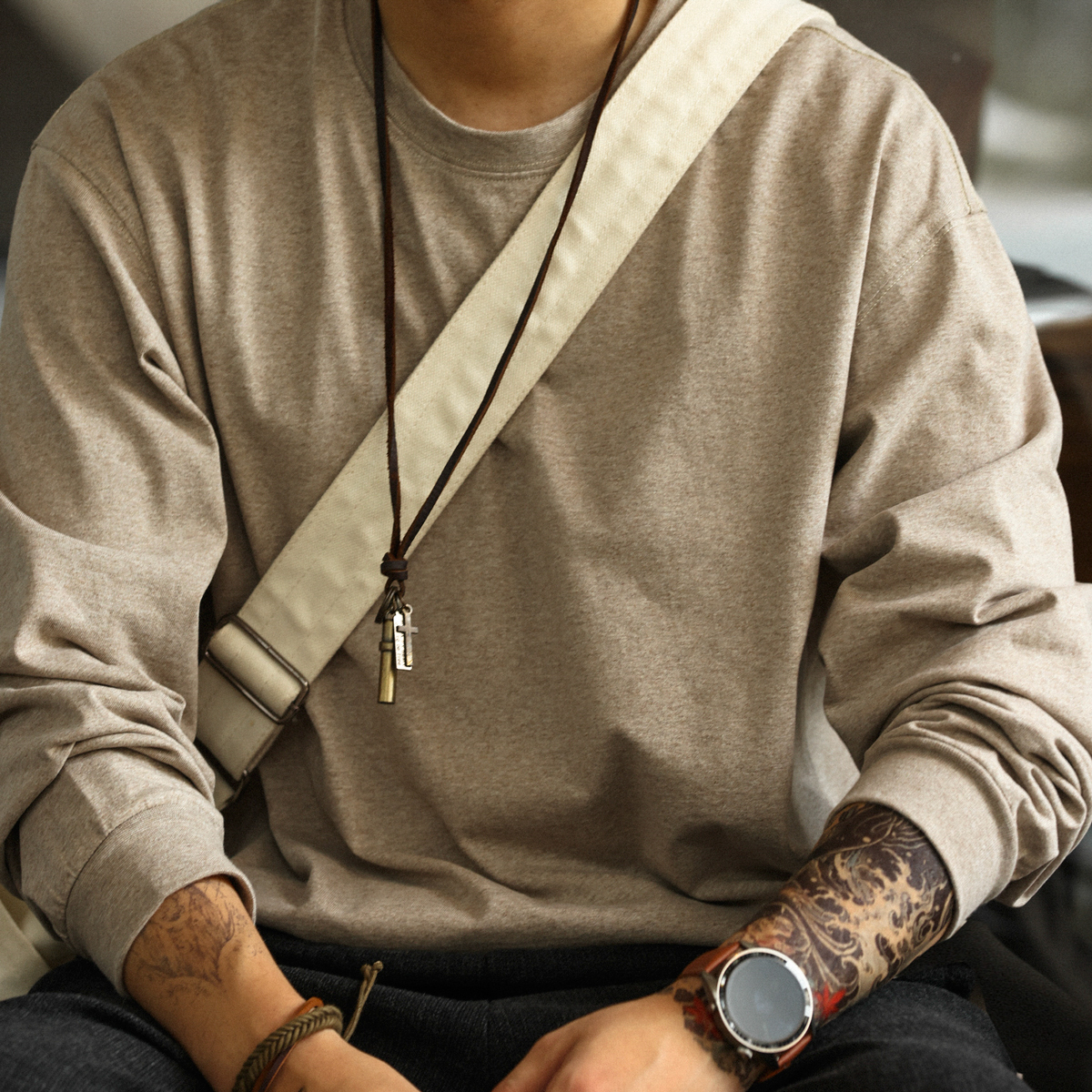 美式休閒260g燕麥灰圓領長袖T恤男秋季寬鬆基礎款打底衫