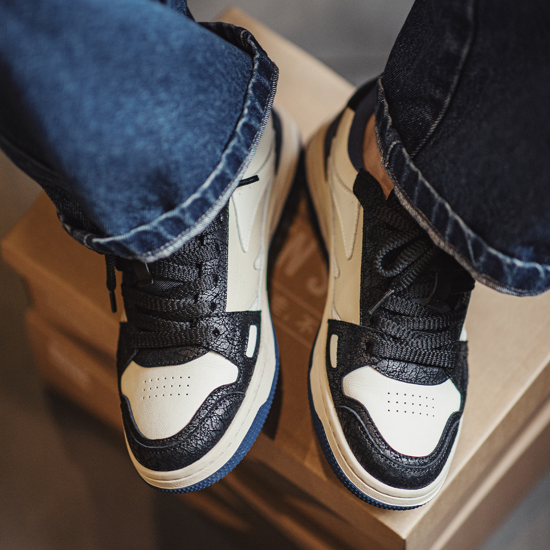 86滑板鞋男款2025新款復古低幫潮流百搭休閒鞋高街運動潮鞋子