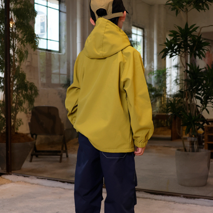 兒童衝鋒衣兒童連帽外套2025秋季新款戶外男童抗風一體絨保暖外套