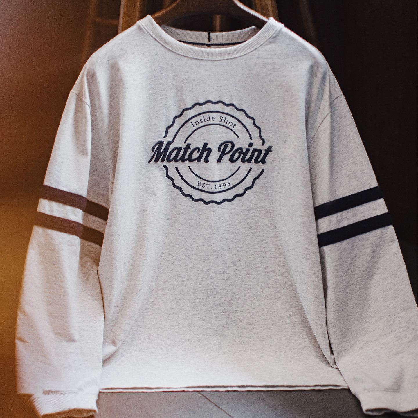 美式條紋刺繡圓領衛衣灰色薄款正肩無帽通勤長袖T恤男春