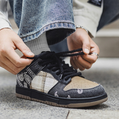 MRA腰果花滑板鞋男2025新款秋季英倫格紋刺繡厚底運動休閒潮鞋子