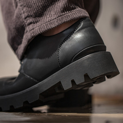 德比鞋男厚底增高黑色圓頭英倫風高級感大頭休閒低幫馬丁皮鞋