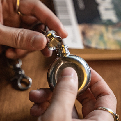 「一口酒壺」酒壺掛飾男女配飾揹包掛飾麂皮絨腰鏈褲鏈