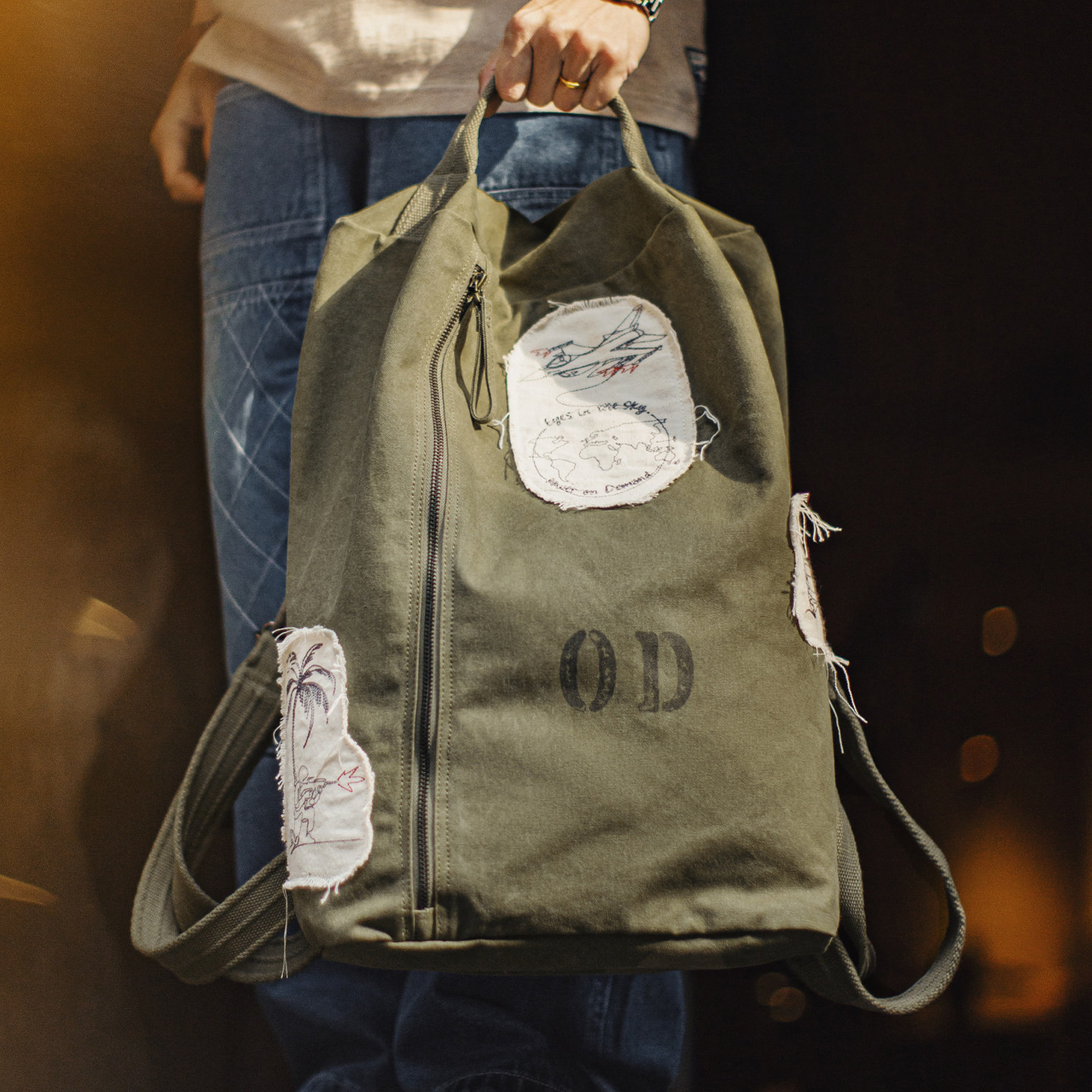 美式復古制式大容量電腦雙肩包旅行徒步通勤水桶背包男款