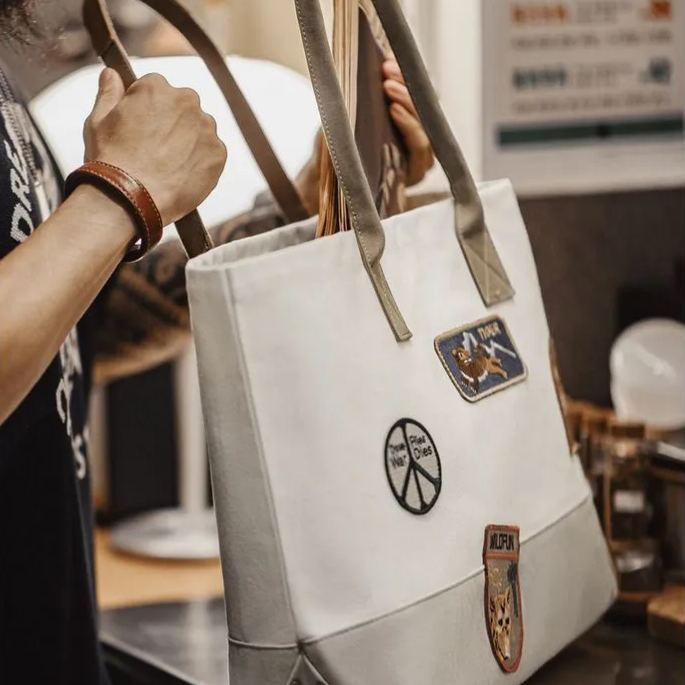 美式復古章仔刺繡托特包大容量手提包相機電腦單肩包男女