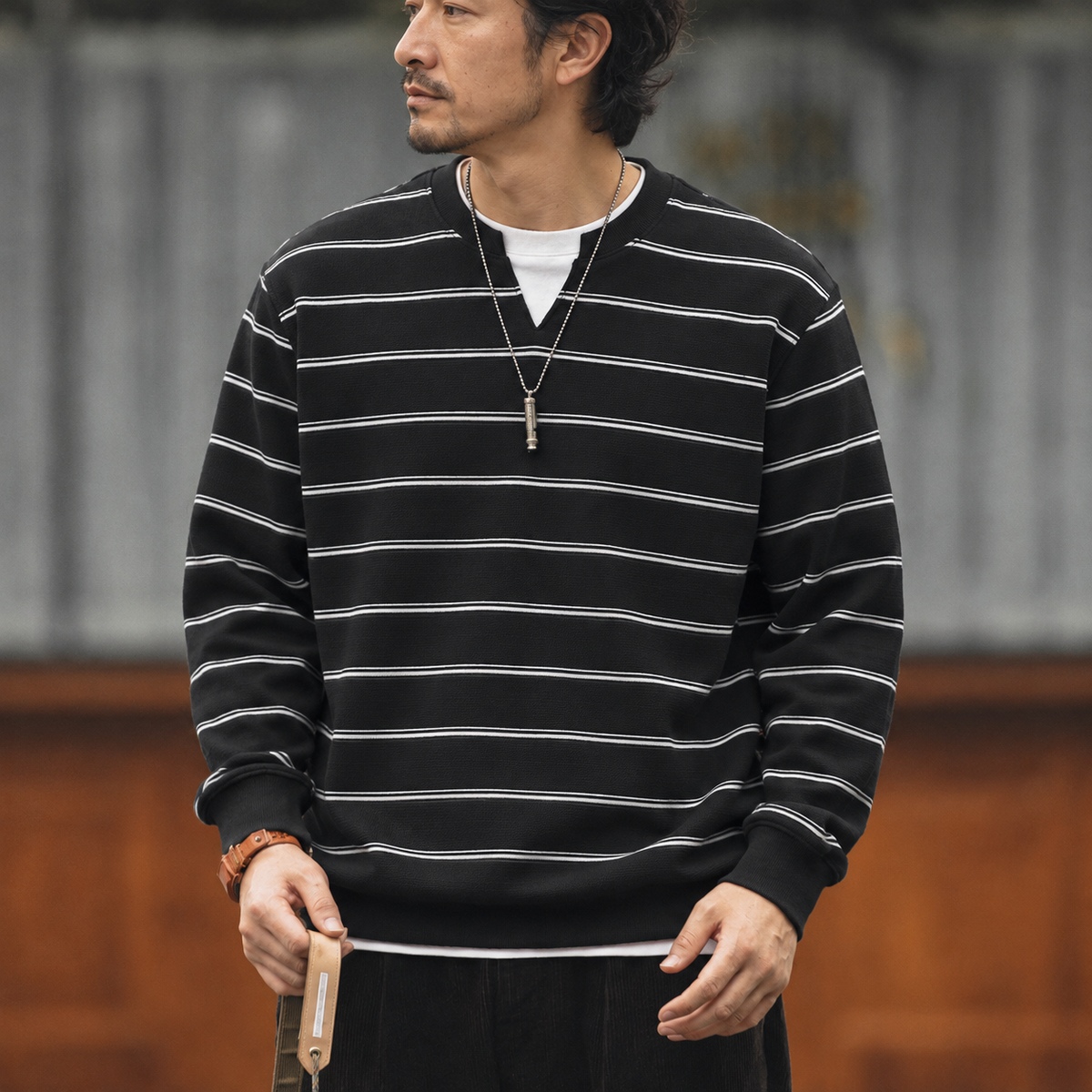 細條紋小V領假兩件長袖上衣｜男士休閒長袖 · S04