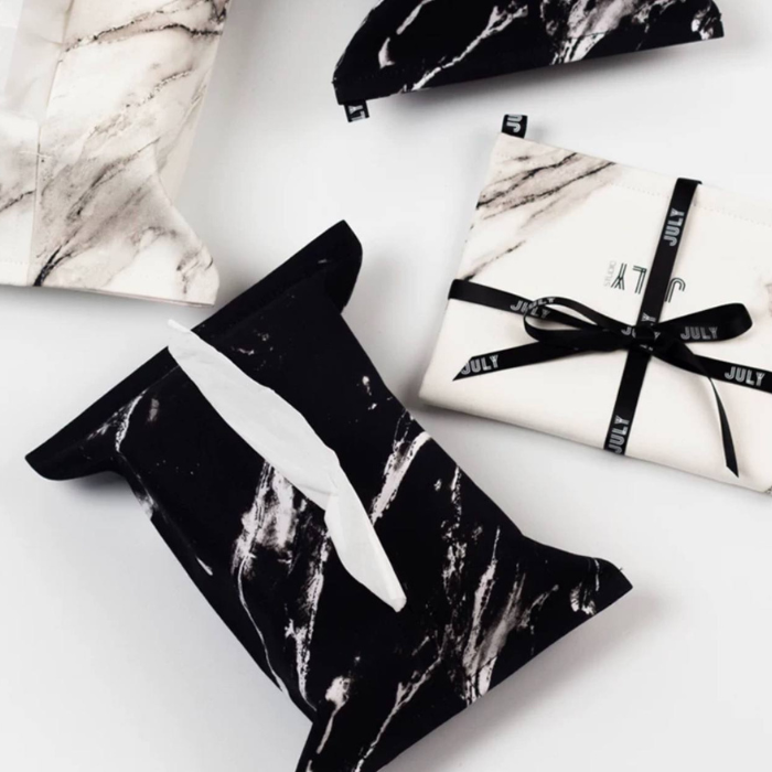 Fabric marble pattern tissue box holder cover