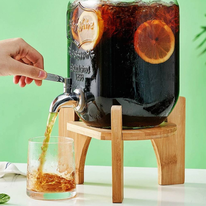 Glass jar with airtight lids