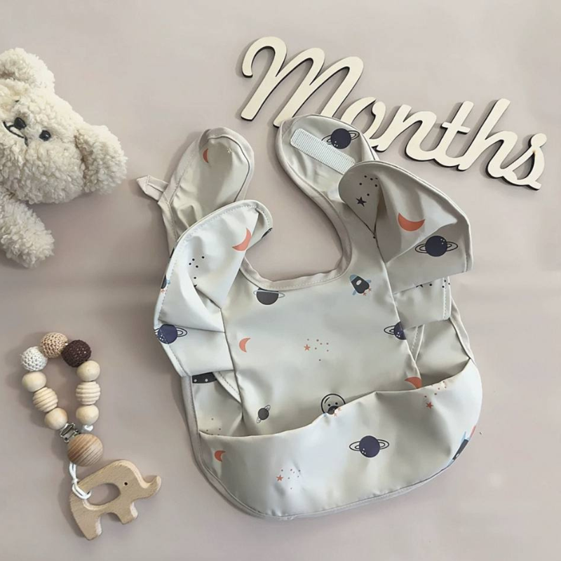 Waterproof Print Baby Bib / Toddler / Ruffle / Silicone with Catch Pocket / Patterned