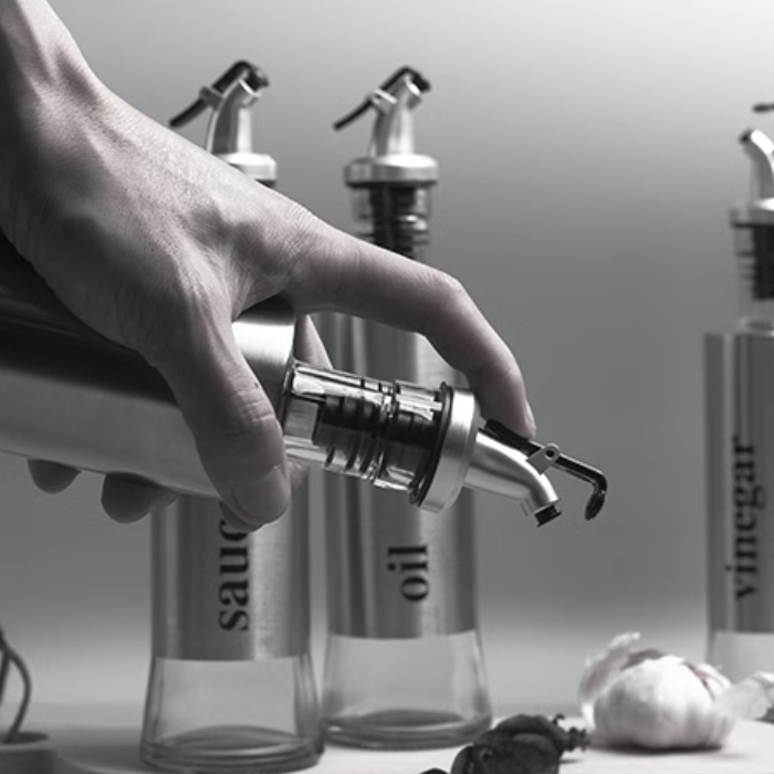 Elegant Stainless Steel Oil Dispenser, saucer jar, vinegar bottle, seasoning dispensing storage