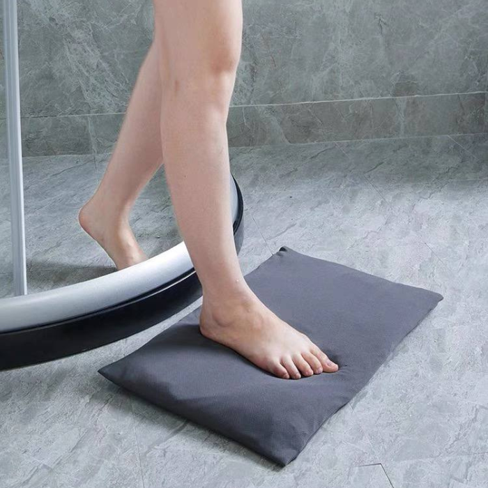 Soft Diatomite Earth Bath Floor Mat • Fast dry water absorbent