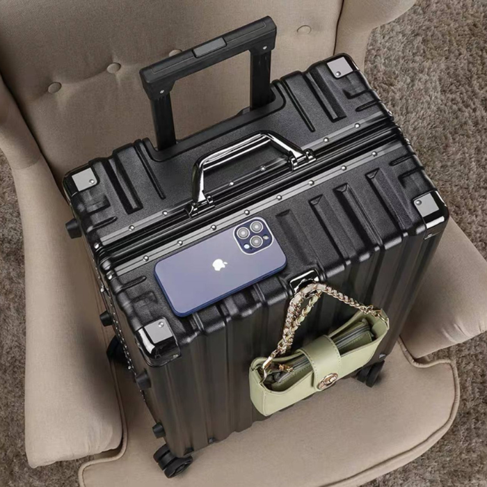 Ezytravel Aluminum case luggage / Lightweight Hard Suitcase / 360° silent wheel 20 26 28 inch