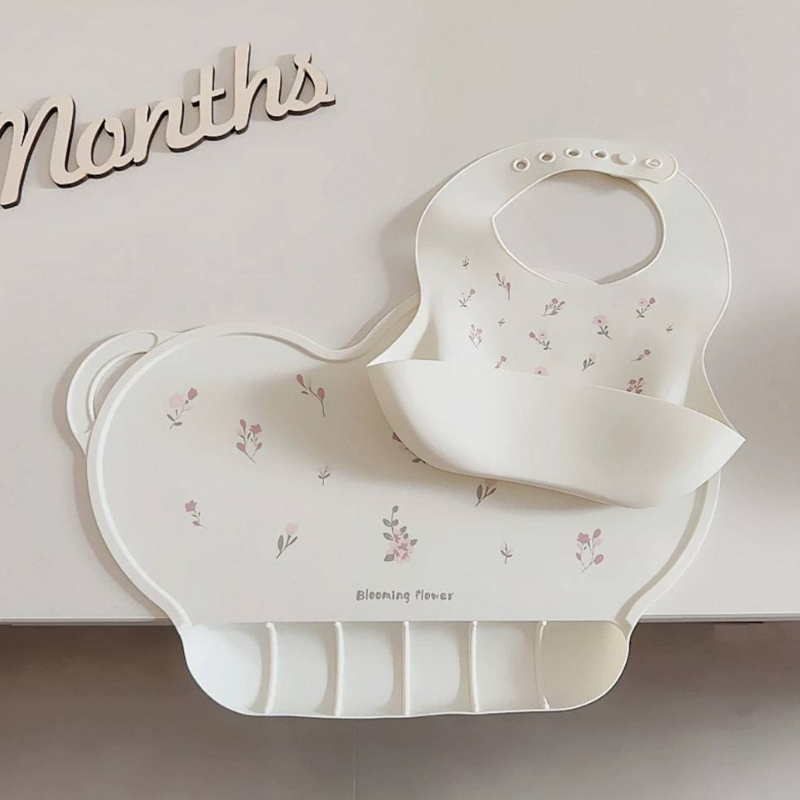 Waterproof Print Baby Bib / Toddler / Ruffle / Silicone with Catch Poc