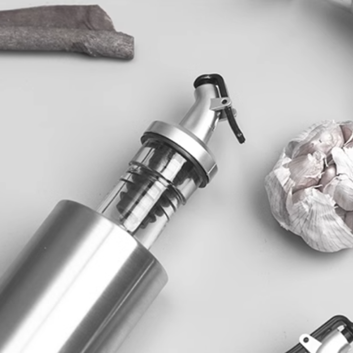 Elegant Stainless Steel Oil Dispenser, saucer jar, vinegar bottle, seasoning dispensing storage