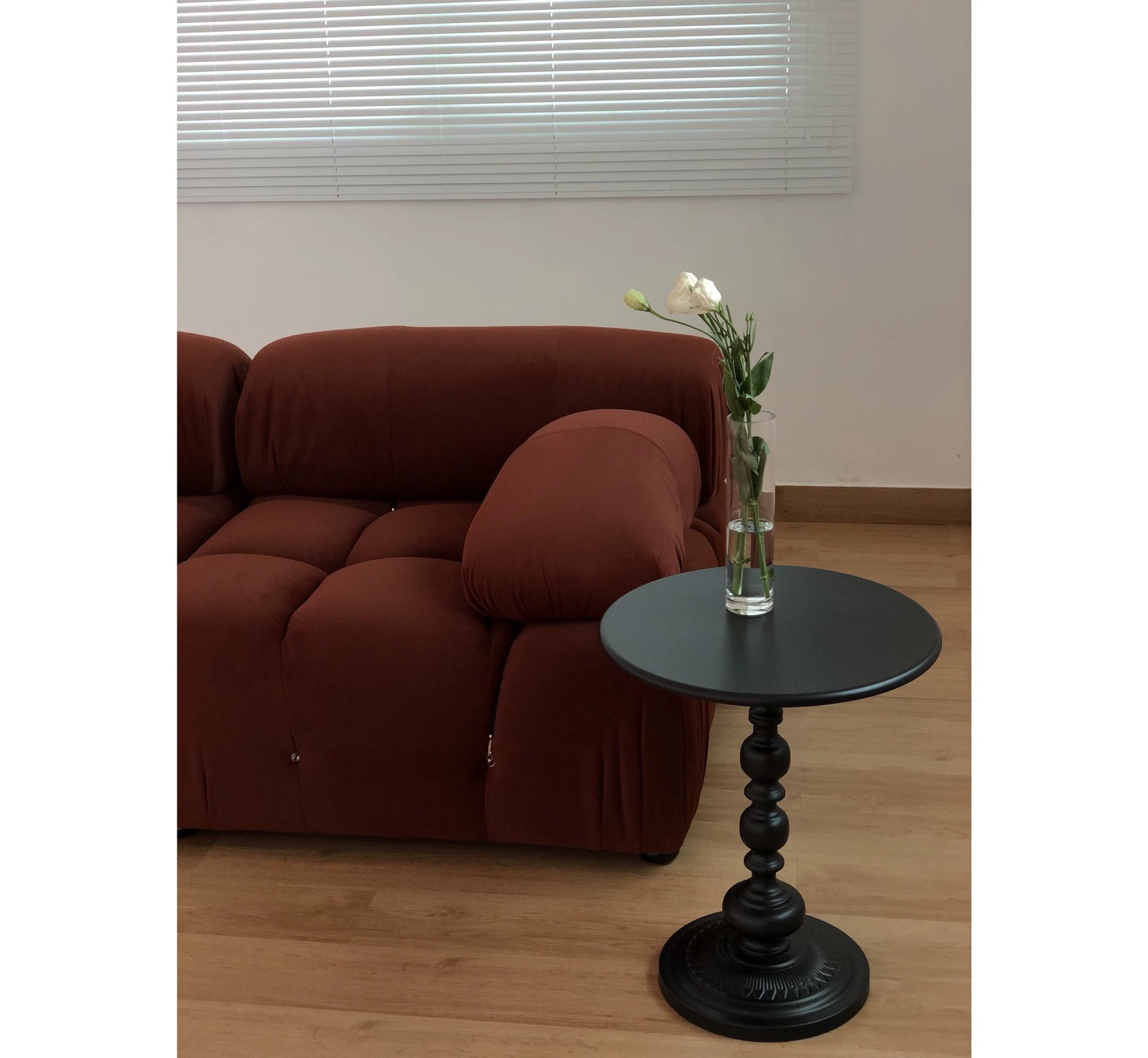 Sleek European Coffee Table – Modern Minimalist Design, Contemporary L