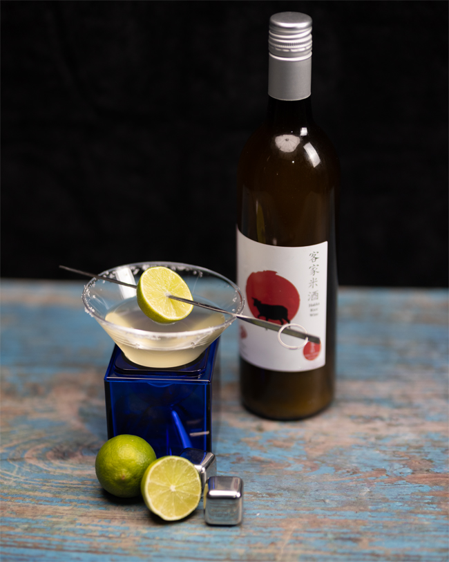 lime cocktail, rice wine, rice wine cocktail, chinese rice wine, chinese new year gift, fruit wine. 