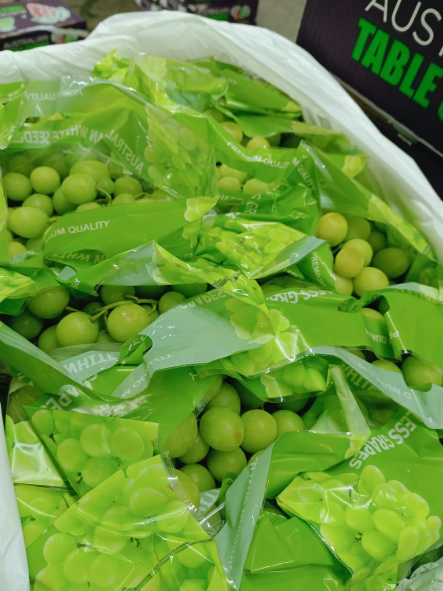 Aust Autumn Crisp Green Seedless Grapes