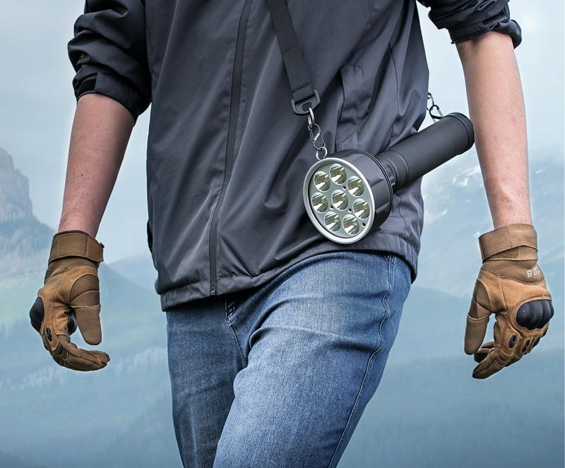 Nextorch - Saint Torch 31 20,000lu Rescue Searchlight