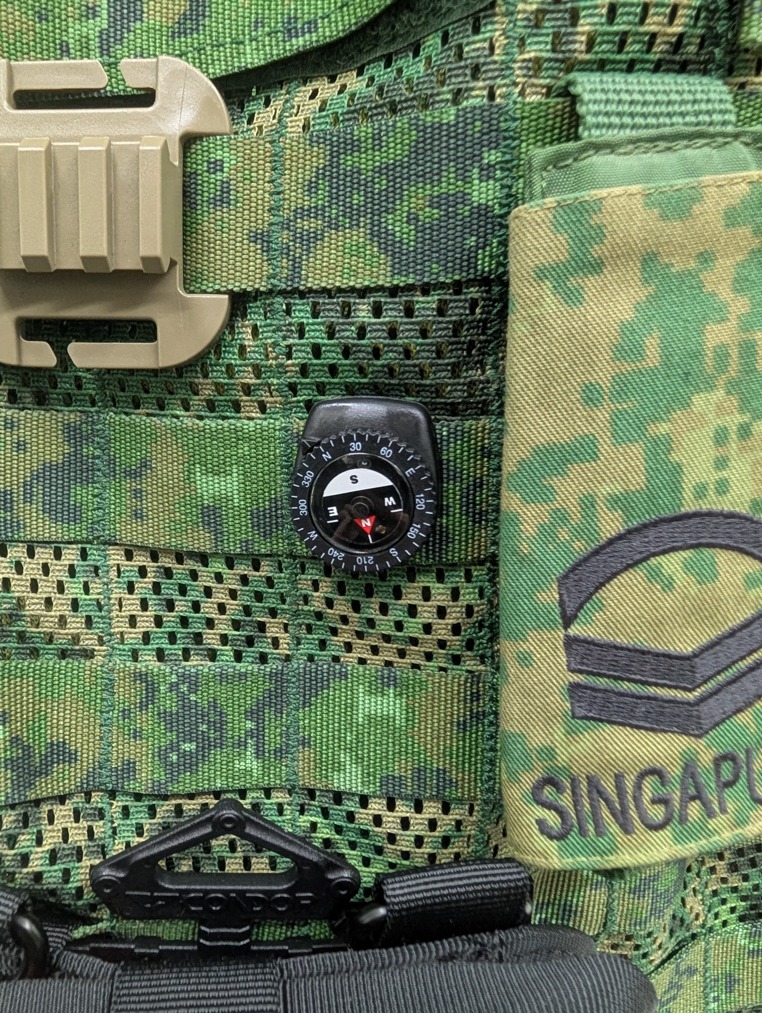 Black Stealth - Watch Compass 360