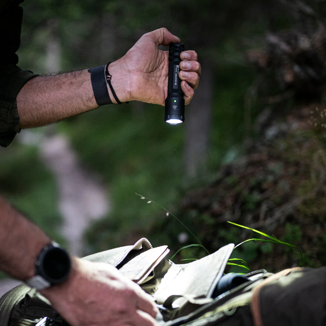 LEDLENSER - TAC6R Tactical Rechargeable Torch