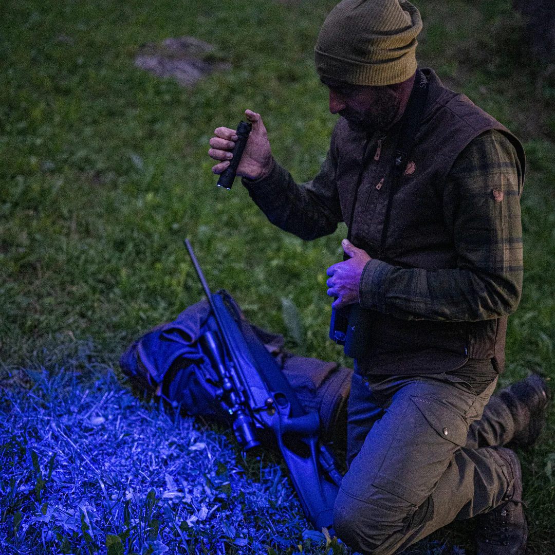 Ledlenser TAC7R Professional Tactical Flashlight | 3200 Lumens RGB Mode Select & IP68 Waterproof