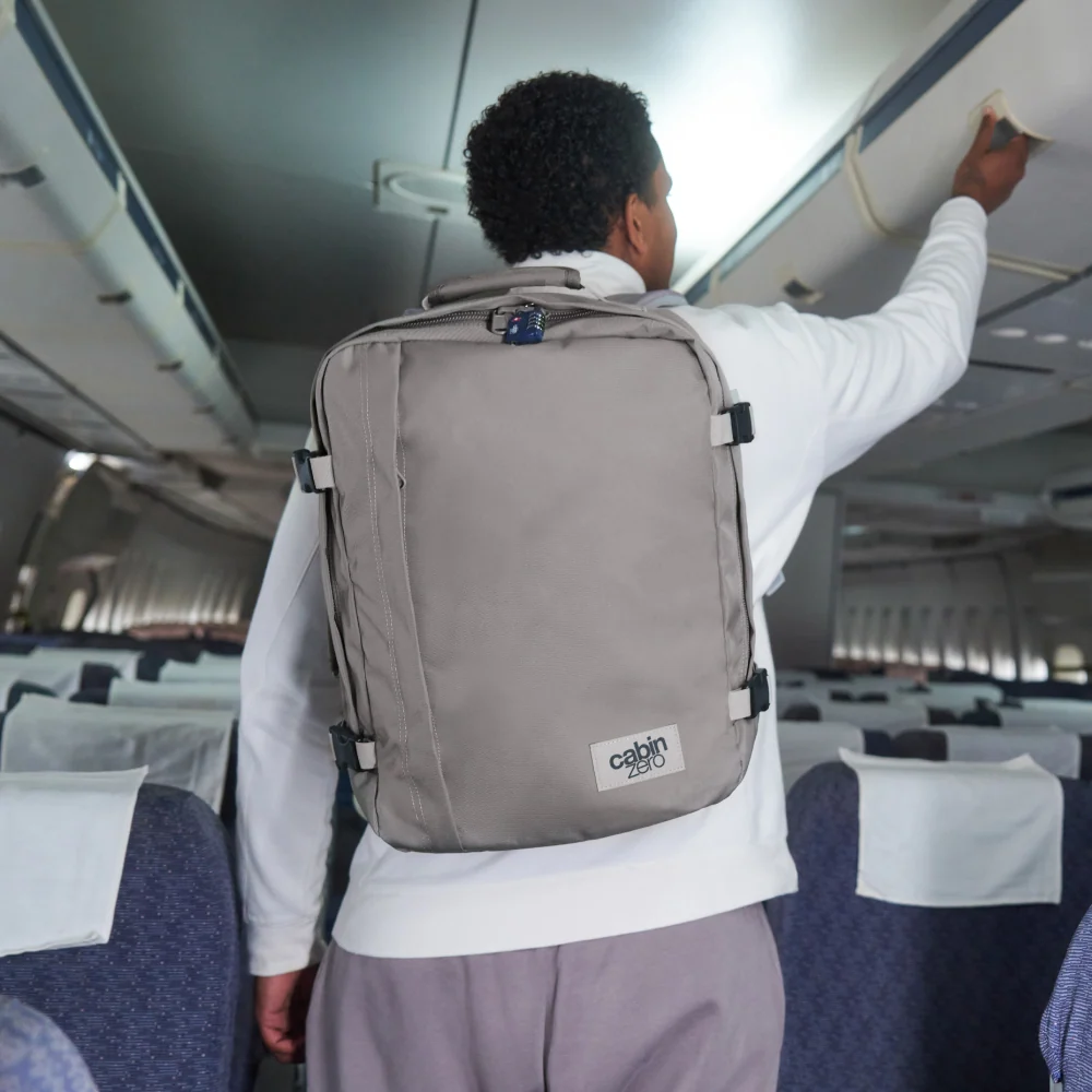 CabinZero - Classic 44L Backpack Gen 4