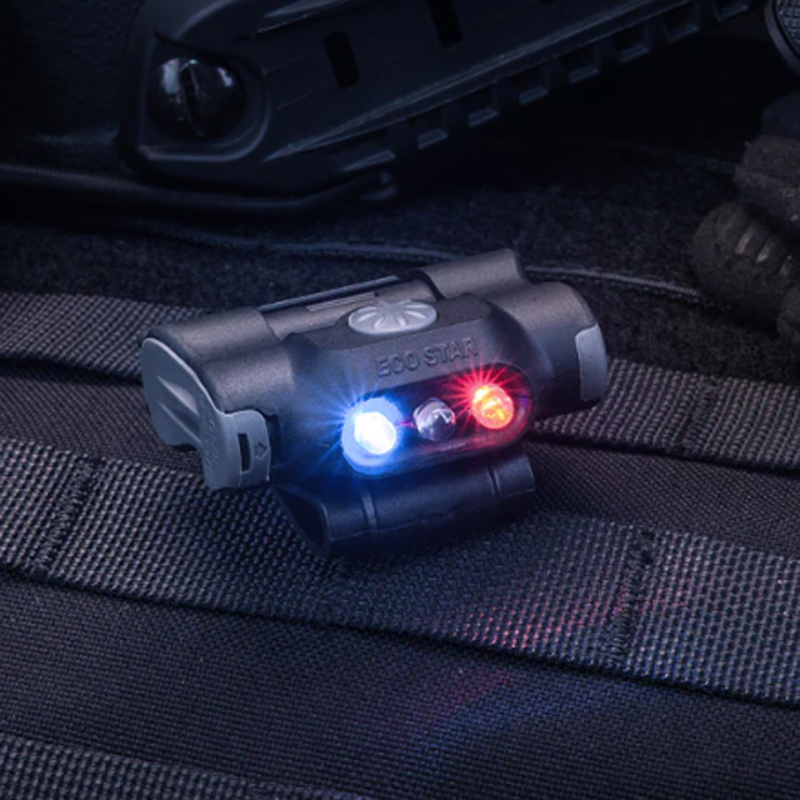 Lampe rechargeable Nextorch clip UT31 - éclairage blanc et rouge