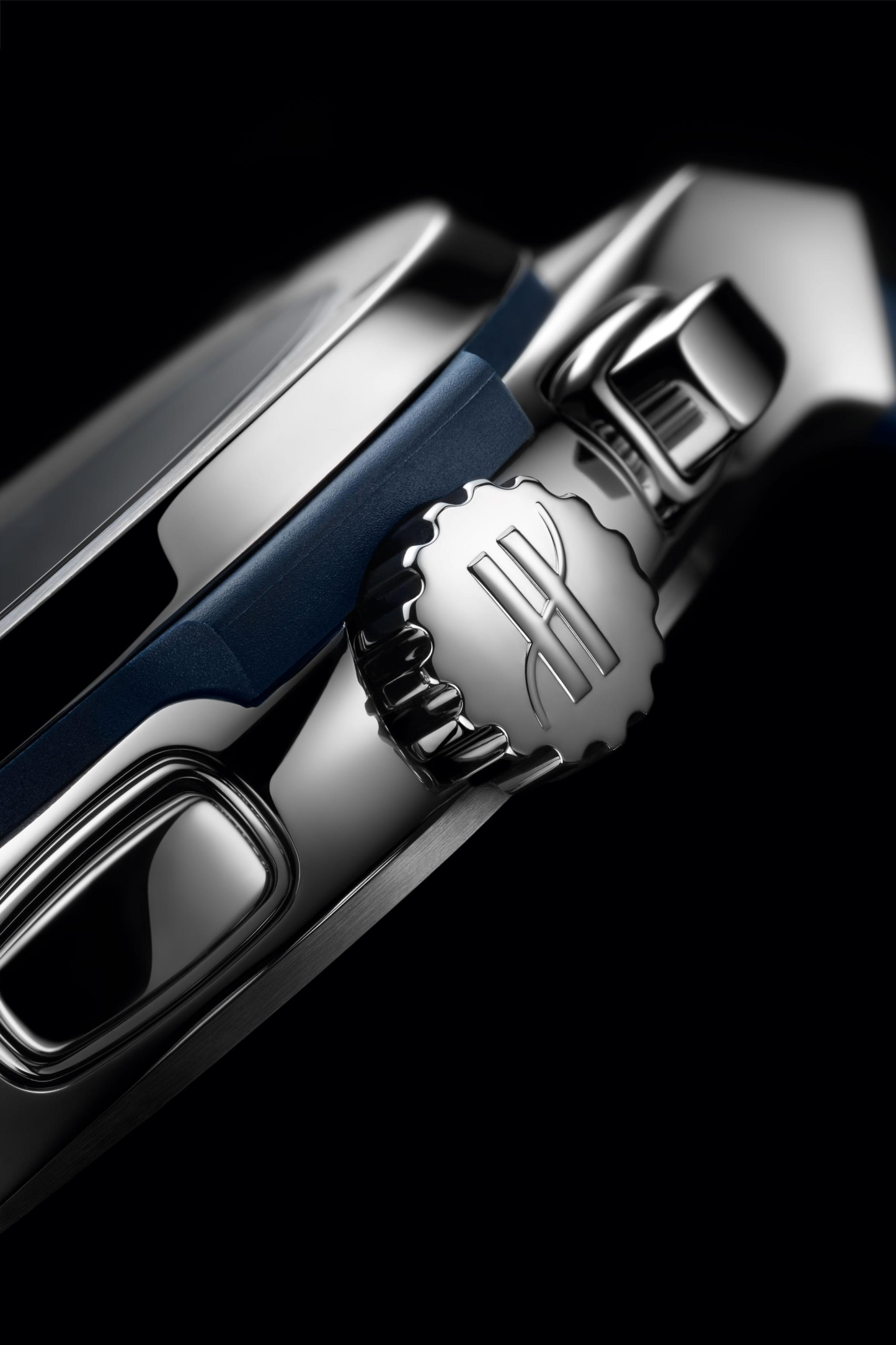 Blue Light Chronograph Titanium 42mm