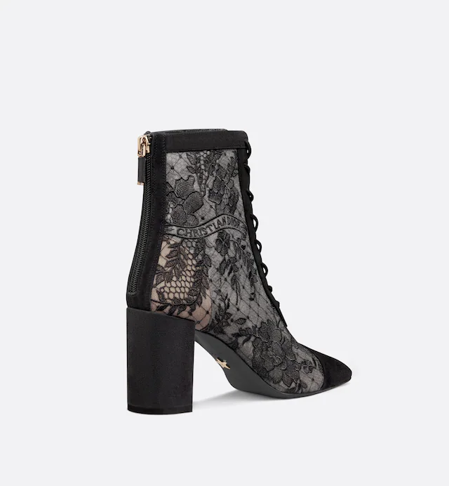 NAUGHTILY-D HEELED ANKLE BOOT