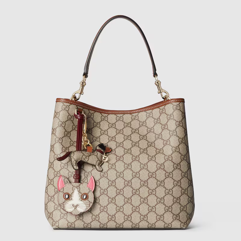 GG EMBLEM SMALL SHOULDER BAG