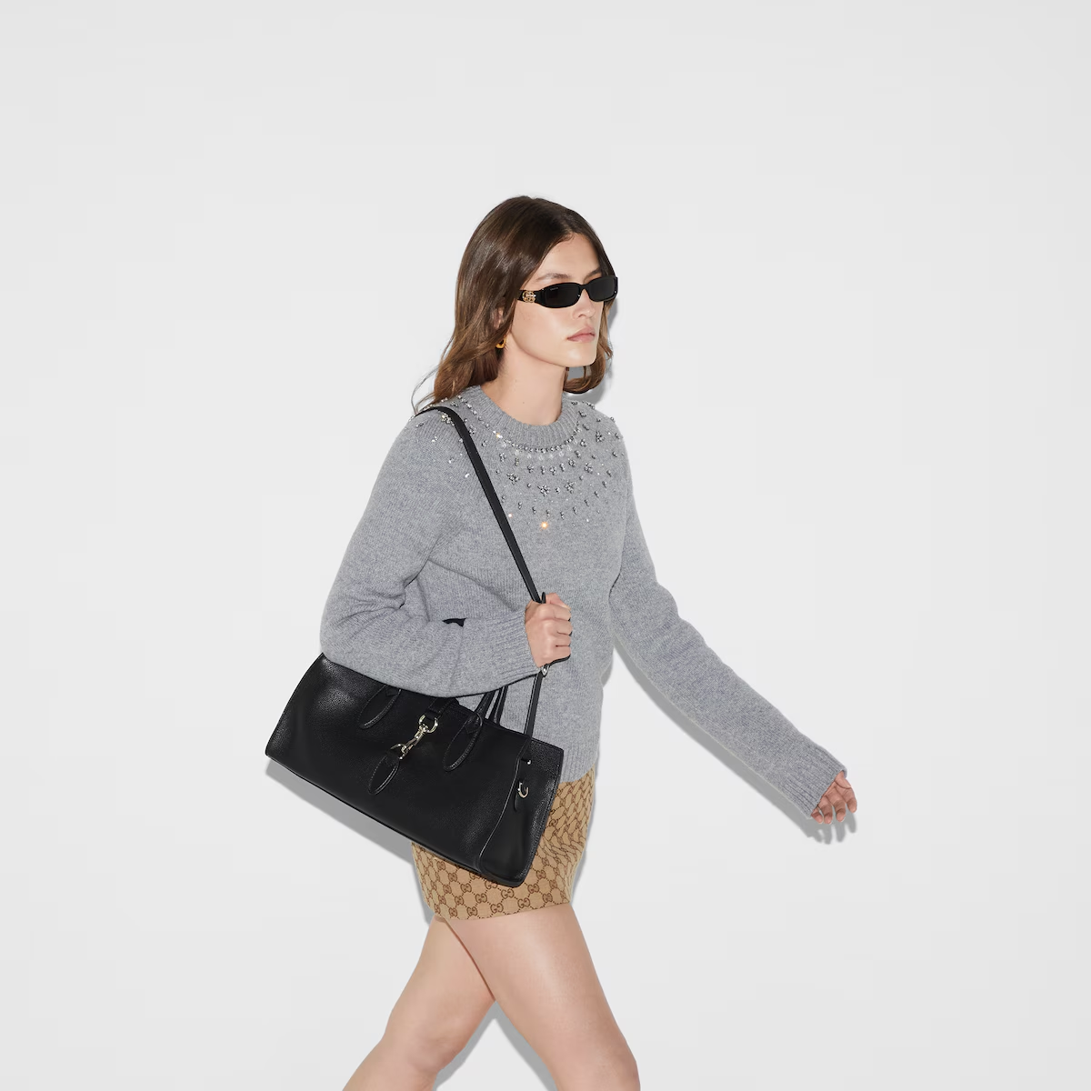 MEDIUM TOTE BAG WITH HOOK CLOSURE
